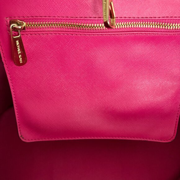 Michael Kors Jet Set Travel Leather Tote Fuschia Pink - Picture 7 of 14